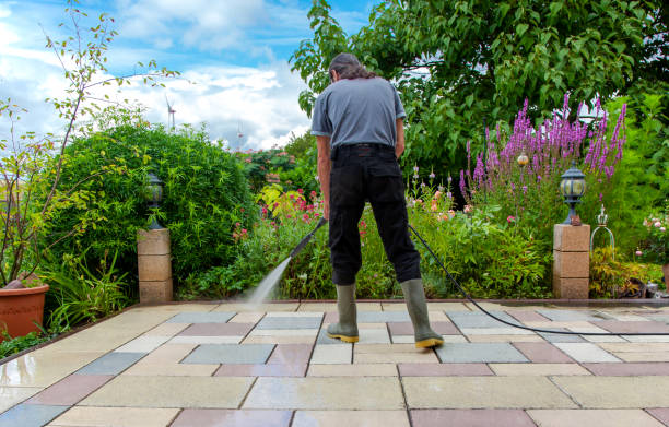 Ishpeming, MI  Pressure Washing Services Company